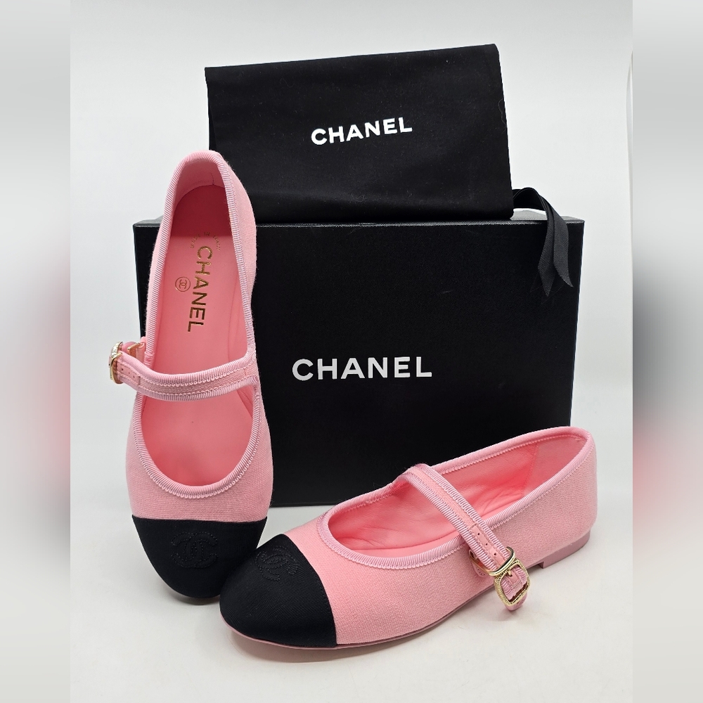 Chanel 25 S Mary Jane Flats